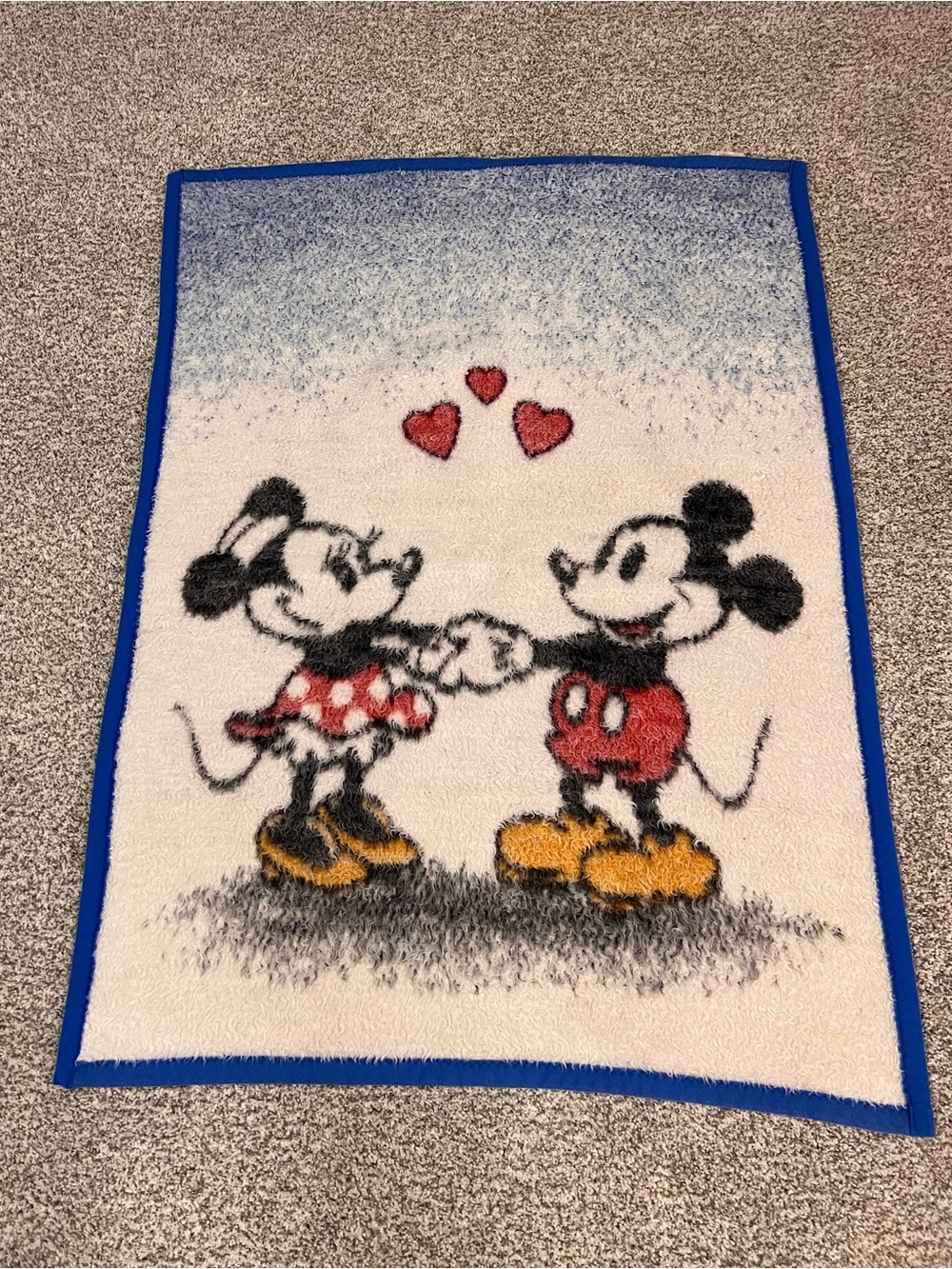 Vintage Mickey & Minnie Heart Blanket - Blue Trim